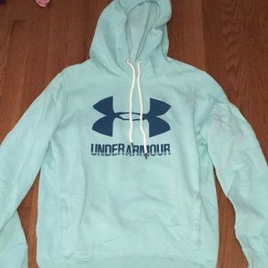 Under armour sweatshirt